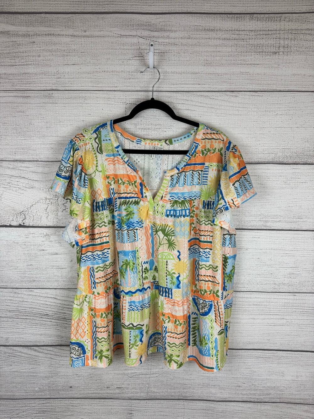 Cato Plus Size Tropical Summer Printed Eyelet Blouse Size 22/24W